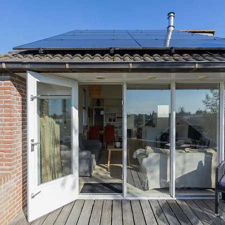 Ferienhaus Vrijstaand Met Tuin Aan Vaarwater, Vlakbij Amsterdam